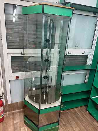 Продаются стеклянные вращающиеся витрины Донецк
