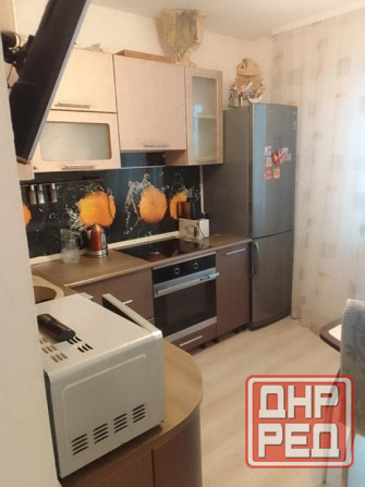 Срочно сдается однокомнатная квартира на длительный срок, в отличном состоянии, ремонт... Донецк - изображение 1