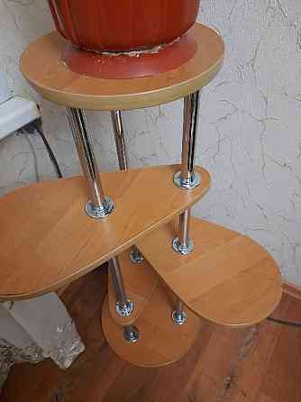 Продам подставку для цветов. Донецк