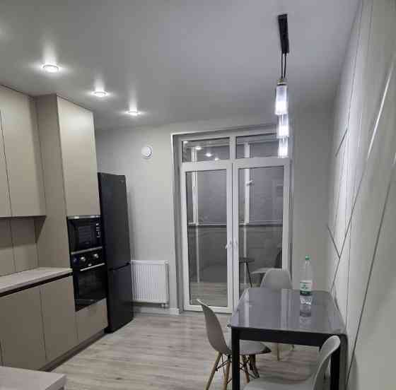 Ленинский район, Цирк "Космос", Стадионная улица, парк Щербакова Донецк