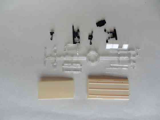 Сборная модель "Land Rover Series 3 109 Safari"- CARARAMA - 1/43 Донецк