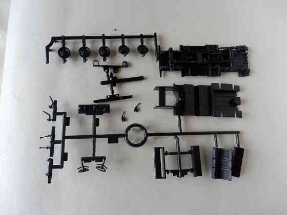 Сборная модель "Land Rover Series 3 109 Safari"- CARARAMA - 1/43 Донецк