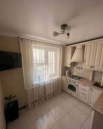 Сдаю двухкомнатную квартиру 52.0 м², улица Челюскинцев,ориентир Донецк-Сити Донецк