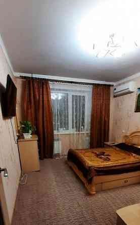 Сдаю двухкомнатную квартиру 58.0 м² этаж 3 город Донецк, Куйбышевский район, ориентир Азотный Донецк