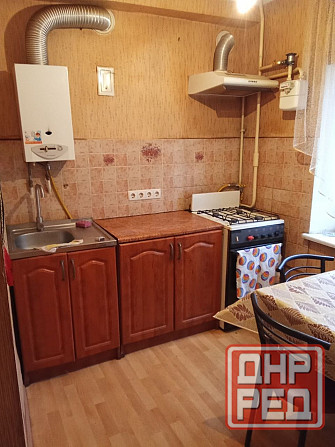 ул.Арктики 1\5эт.Без балкона,очень высокий цоколь Донецк - изображение 1