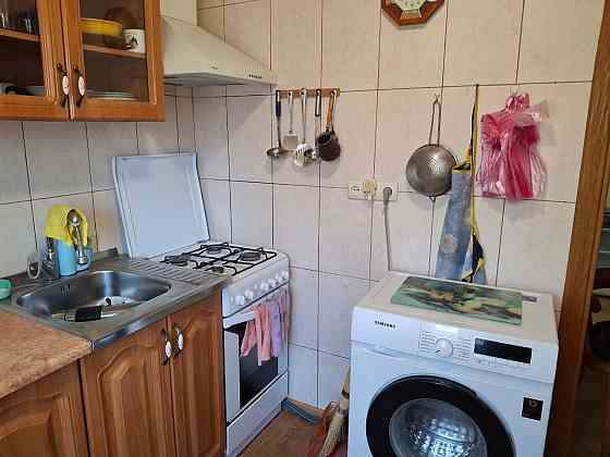 Продам 2 к квартиру Приморский район Мариуполь