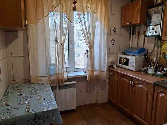 Продам 2 к квартиру Приморский район Мариуполь