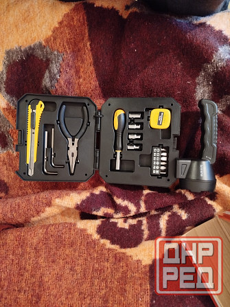 Фонарь с сменными аккумуляторами Донецк - изображение 1