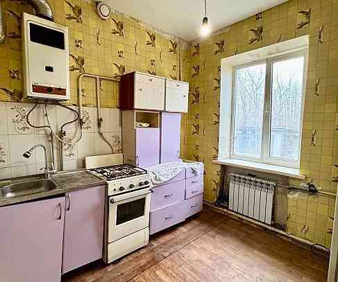 Продам 2к. крупногабаритная кв-ра. Сталинка. Кировский р-н. Ориентир пос. Победа. Донецк