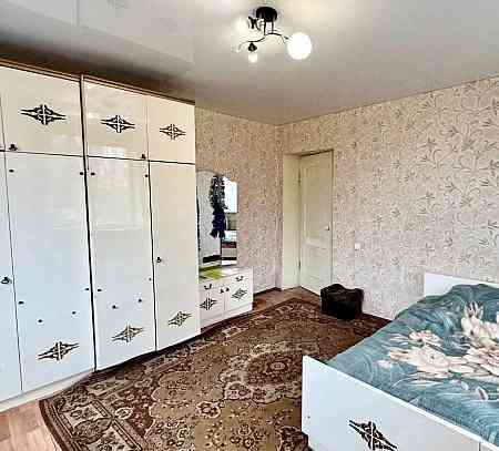 Продам 2к. крупногабаритная кв-ра. Сталинка. Кировский р-н. Ориентир пос. Победа. Донецк