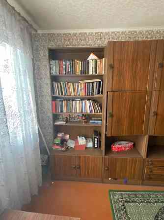 Стенка в гостиную со шкафом и столом Макеевка