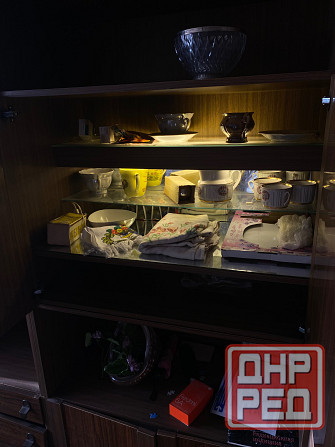 Стенка в гостиную со шкафом и столом Макеевка - изображение 4