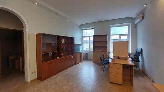 Продается офис 80 кв.м в самом центре Донецка! Донецк