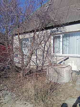 Продам дом 100 м2 с кап ремонтом, гараж,8 сот Донецк