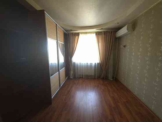 продам отличную 3-комнатную квартиру в центре мкр.Текстильщик Донецк