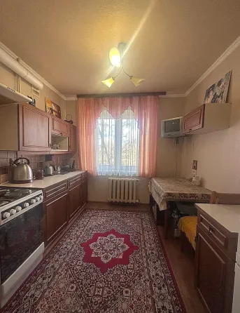 Продажа 3-х комнатной Донецк
