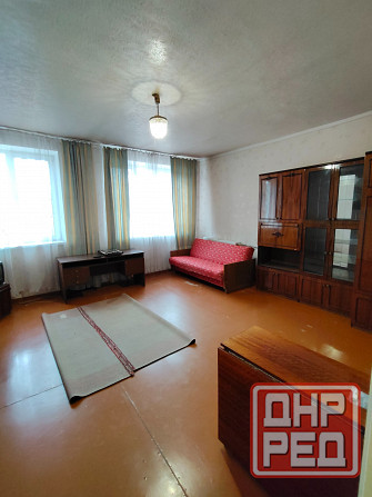 Срочно продам 2-х комнатную сталинку в Будённовском районе ( Южэлектросетьстрой) Донецк - изображение 1