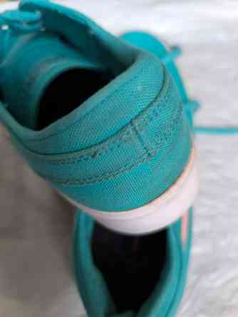 Кеды мужские бирюзовые б/у 41-42 Донецк
