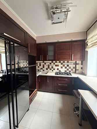 Срочная продажа! Сталинка район Северного автовокзала Донецк