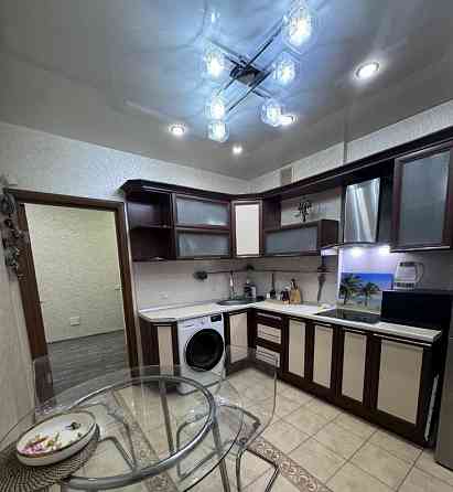 Сдается: Двухкомнатная квартира Ул Марии Ульяновой Этаж: 3 Донецк