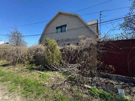 Продам 2-х этажный дом пос.ш-ты им.Бажанова Макеевка