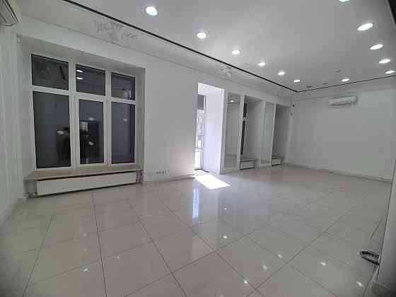 Аренда помещения на первой линии в Мариуполе (ориентир досааф) Мариуполь