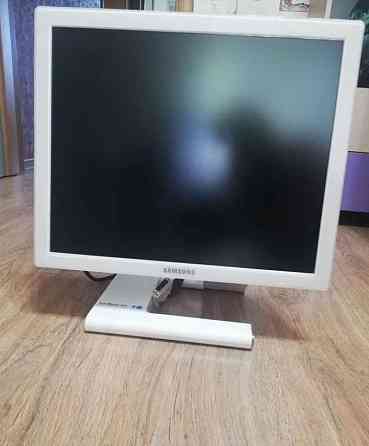 Монитор Samsung SyncMaster 971p белый Донецк