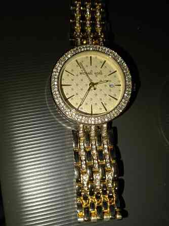 Продам женские часы. Донецк