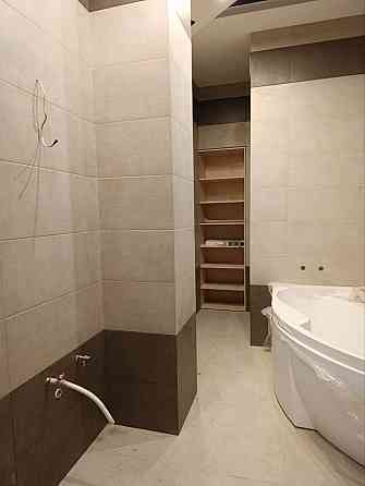 Продается трехкомнатная квартира в Центральном районе Мариуполь