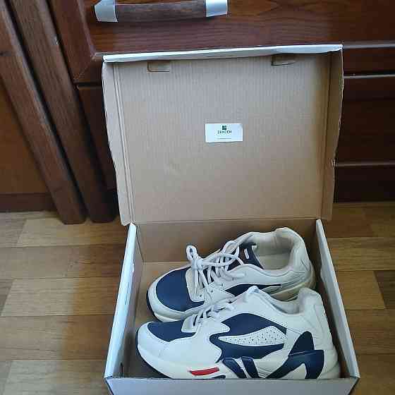 Кроссовки на мальчика Донецк