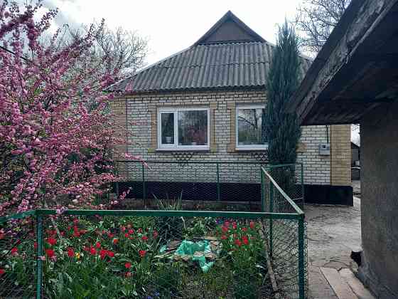 Продается дом в пгт Зуевка Харцызск