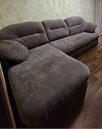 Продам большой угловой новый диван с оттоманкой + Подарок ! Донецк