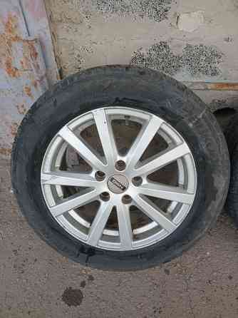 Продаю 16тые колёса с разболтовкой 5 на 112 Донецк