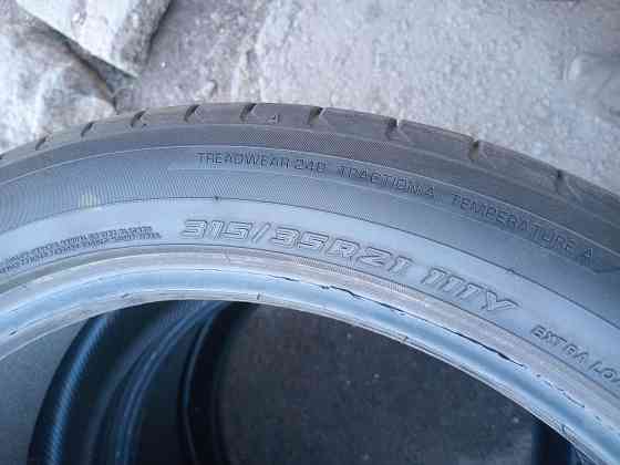 Продаю разноширокую резину 315/35 и 275/40р 21 Донецк