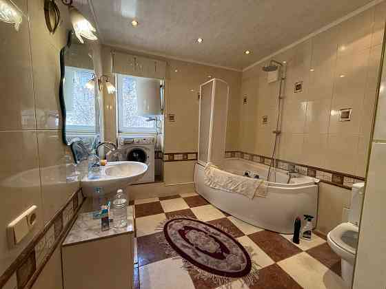 Продается 4-х комнатная квартира с отличным ремонтом в Донецке,Ворошиловский район Донецк