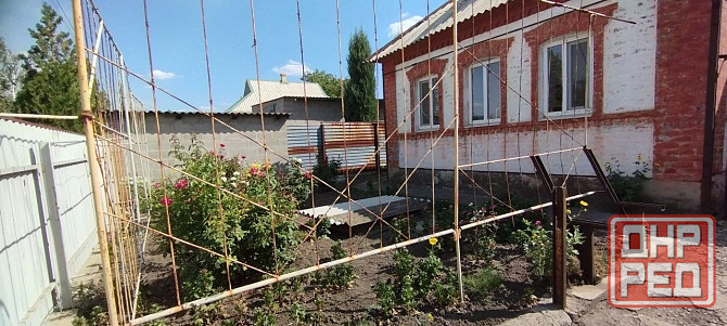 Продажа дома пгт Александровка Донецк - изображение 1