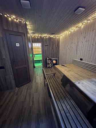 Сдам 2х этажный дом посуточно с сауной, бассейном в Левобережном районе. Все удобства Мариуполь