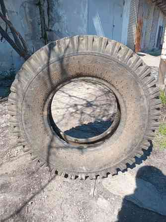 Продаю один скат на уаз р 15,оригинальная резина Донецк