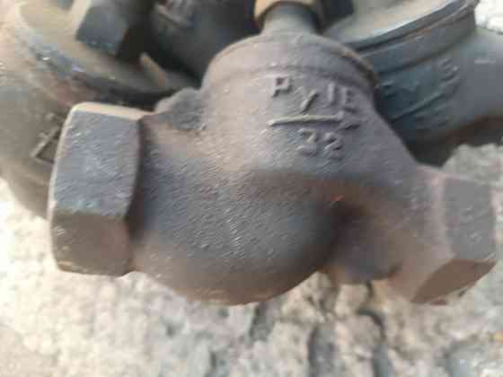 Продам Кран чугунный Ру16 32 Донецк