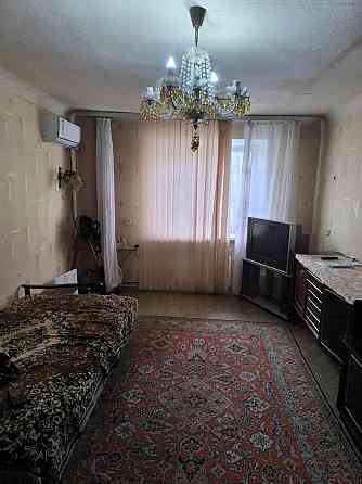 Продам 2квартиру Изумруд Донецк