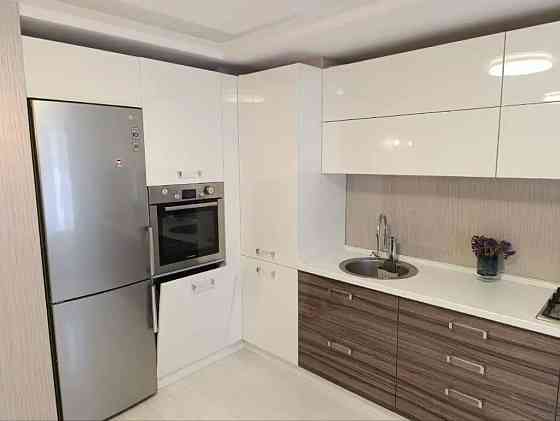 Сдам 2-комнатную квартиру в Ворошиловском районе, набережная Донецк