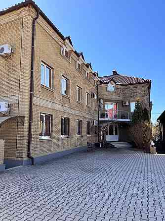 Продажа Гостиницы в центре города! Закрытая территория. Земля в собственности. 3000 м2, 16 соток. Рф Донецк