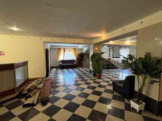 Продажа Гостиницы в центре города! Закрытая территория. Земля в собственности. 3000 м2, 16 соток. Рф Донецк