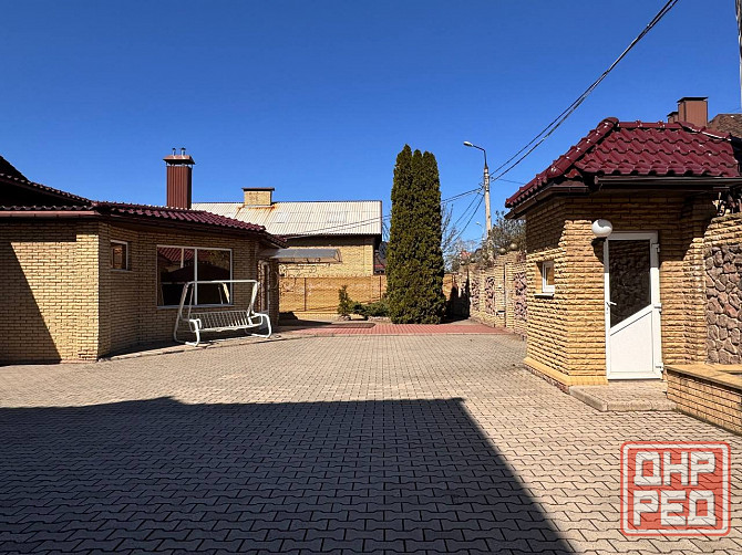 Продажа Гостиницы в центре города! Закрытая территория. Земля в собственности. 3000 м2, 16 соток. Рф Донецк - изображение 2