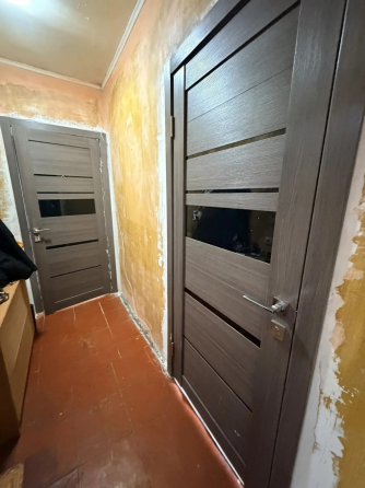 Продажа 2 к. квартиры 9/9 г. Харцызск(центр. рынок) ул.Героев Сталинграда,5 Харцызск