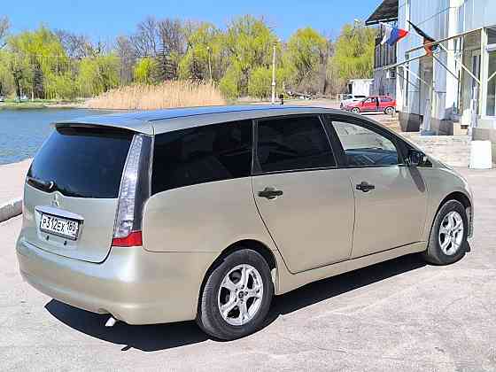 Продам 7 местный Mitsubishi Grandis 2.4 бензин на автомате в хорошей комплектации ! Енакиево