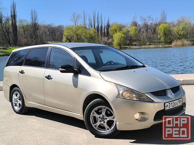 Продам 7 местный Mitsubishi Grandis 2.4 бензин на автомате в хорошей комплектации ! Енакиево - изображение 1