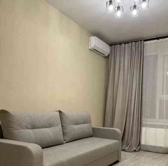 Вода по графику! Сдаётся светлая и тёплая 1-комнатная квартира в Калининском районе Донецка! Донецк