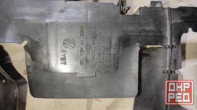 Дефлекторы радиатора jetta 6 Донецк - изображение 4