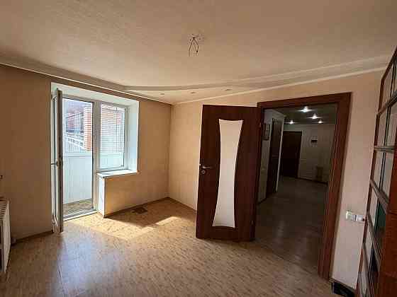 Продам 3-х комнатную квартиру в Ворошиловском районе Донецк